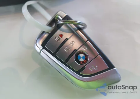 2020 BMW 740I z USA, uszkodzony, nr VIN WBA7T2C02LGL17400